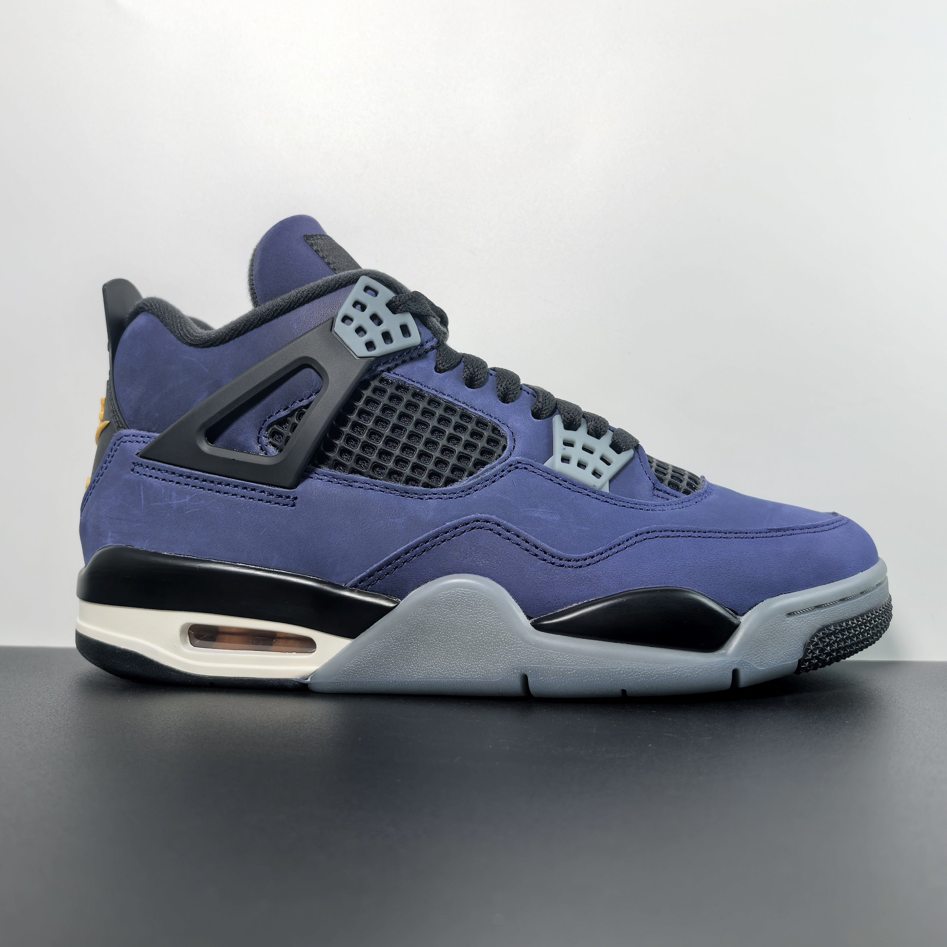 Air Jordan 4 Retro "Winterized Loyal Blue"