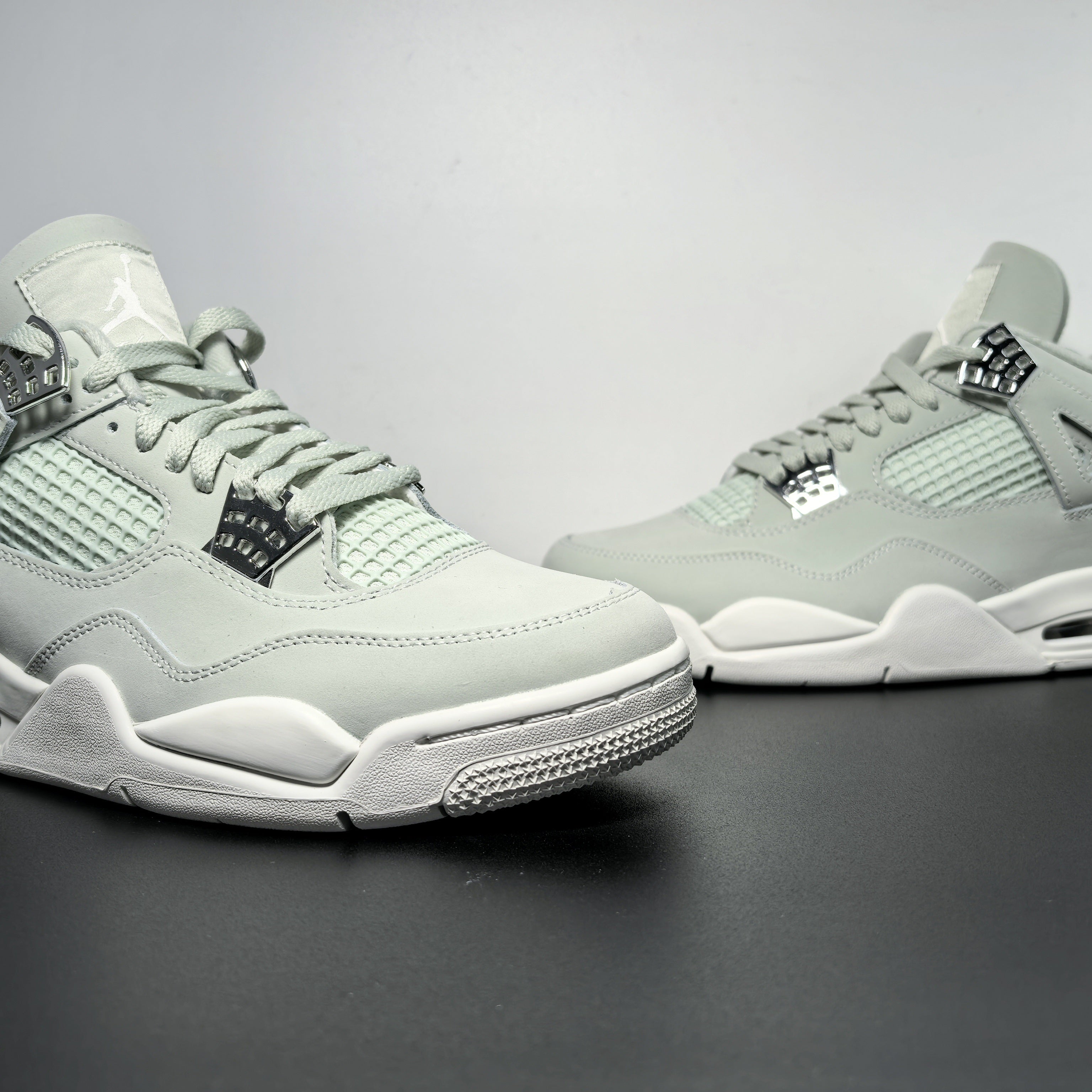 Nike Air Jordan 4 Retro "Seafoam"
