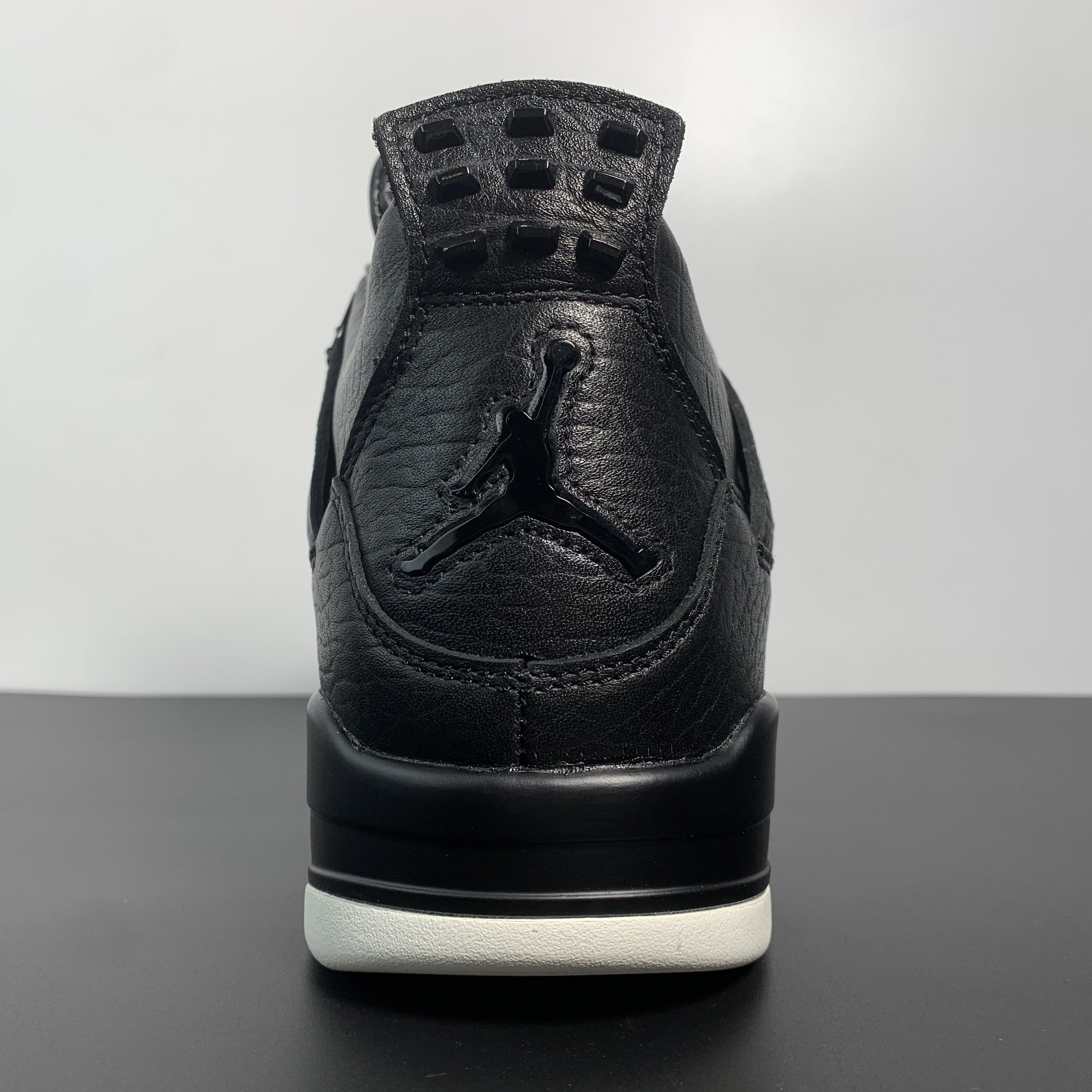 Nike Air Jordan 4 Retro Premium "Pinnacle"
