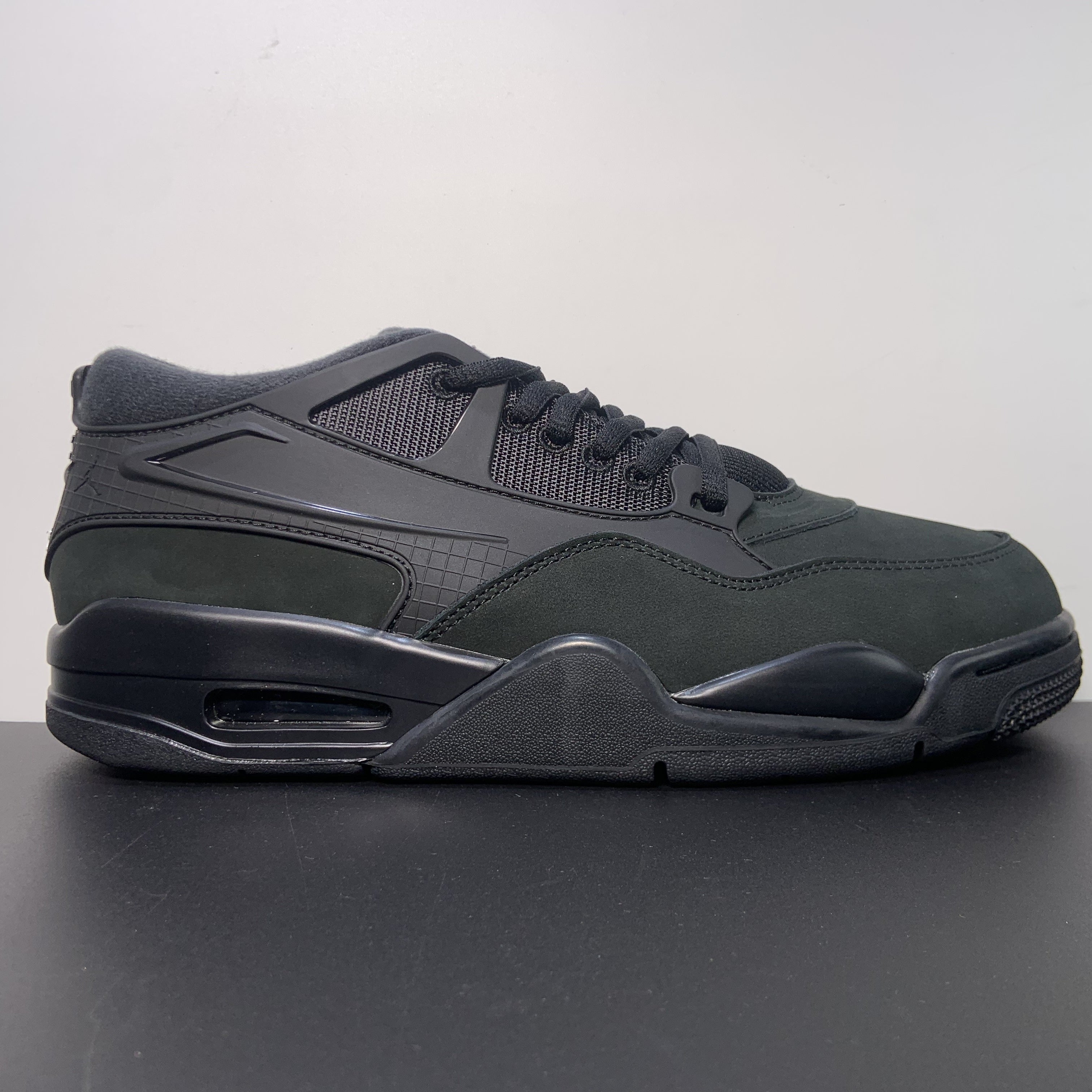 Air Jordan 4 RM "Black Cat"