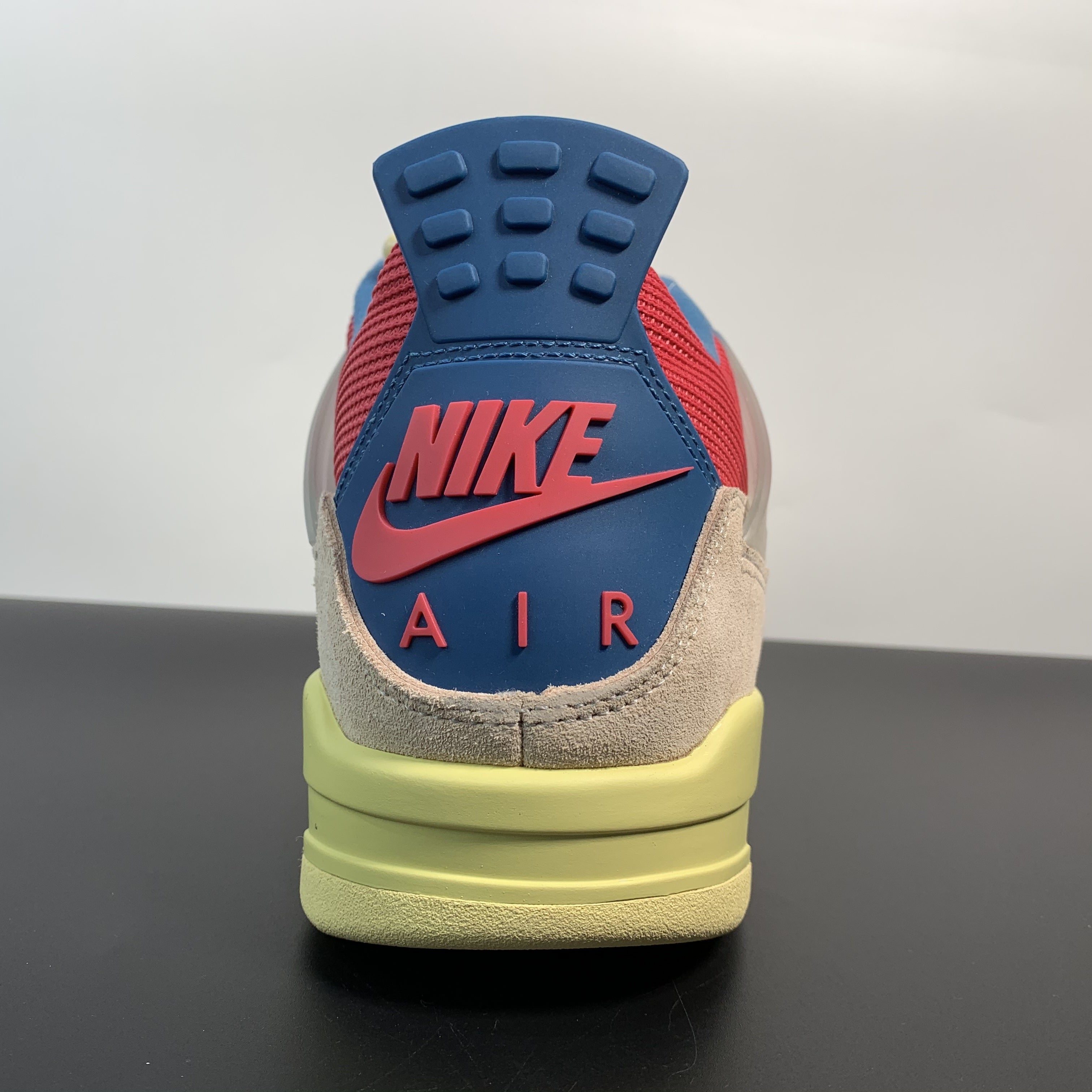 Union LA x Air Jordan 4 Retro "Guava Ice"