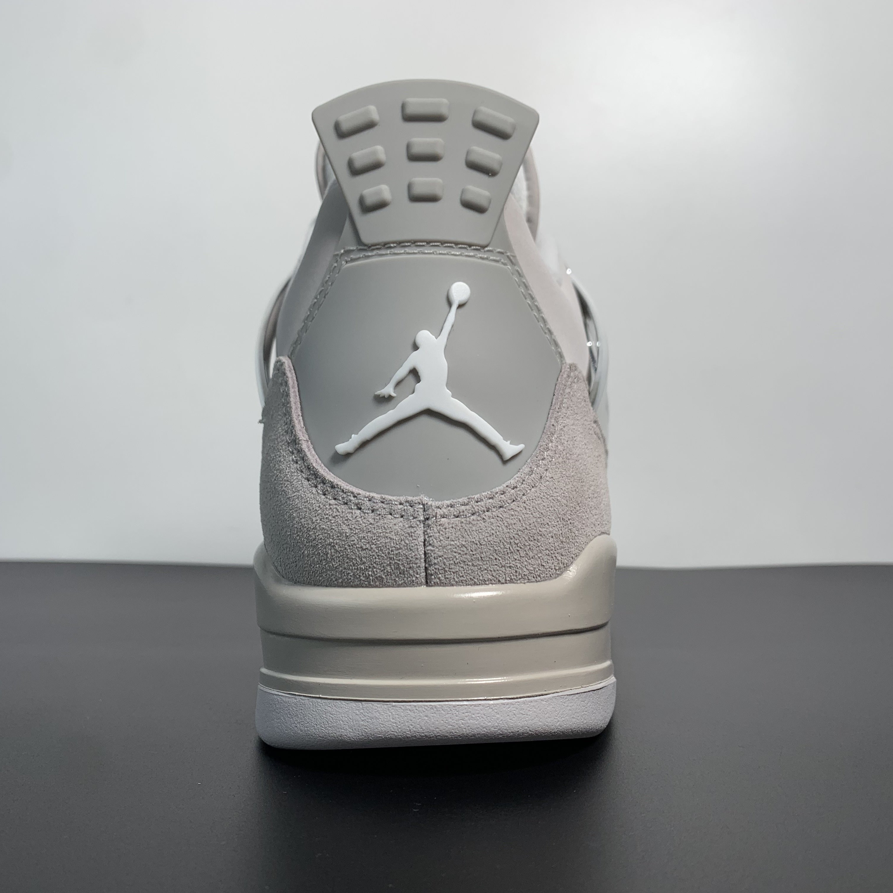 Air Jordan 4 Retro "Frozen Moments"