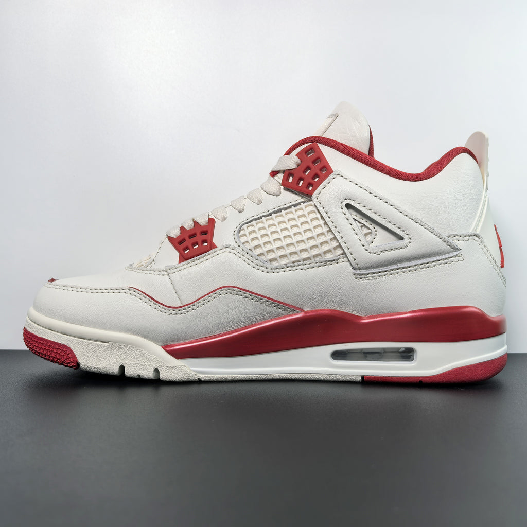 Air Jordan 4 Retro "Metallic Red"