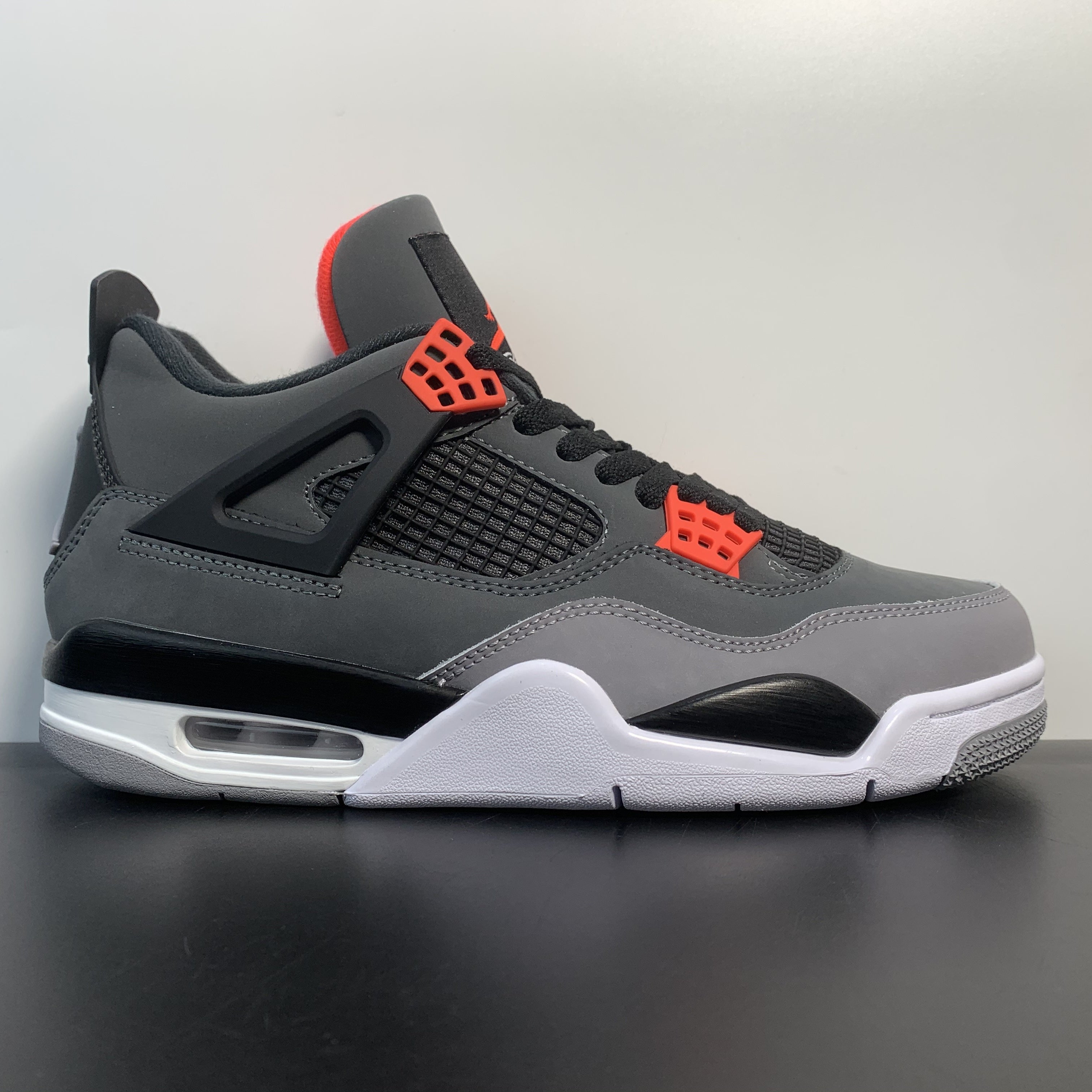 Nike Air Jordan 4 Retro "Infrared"