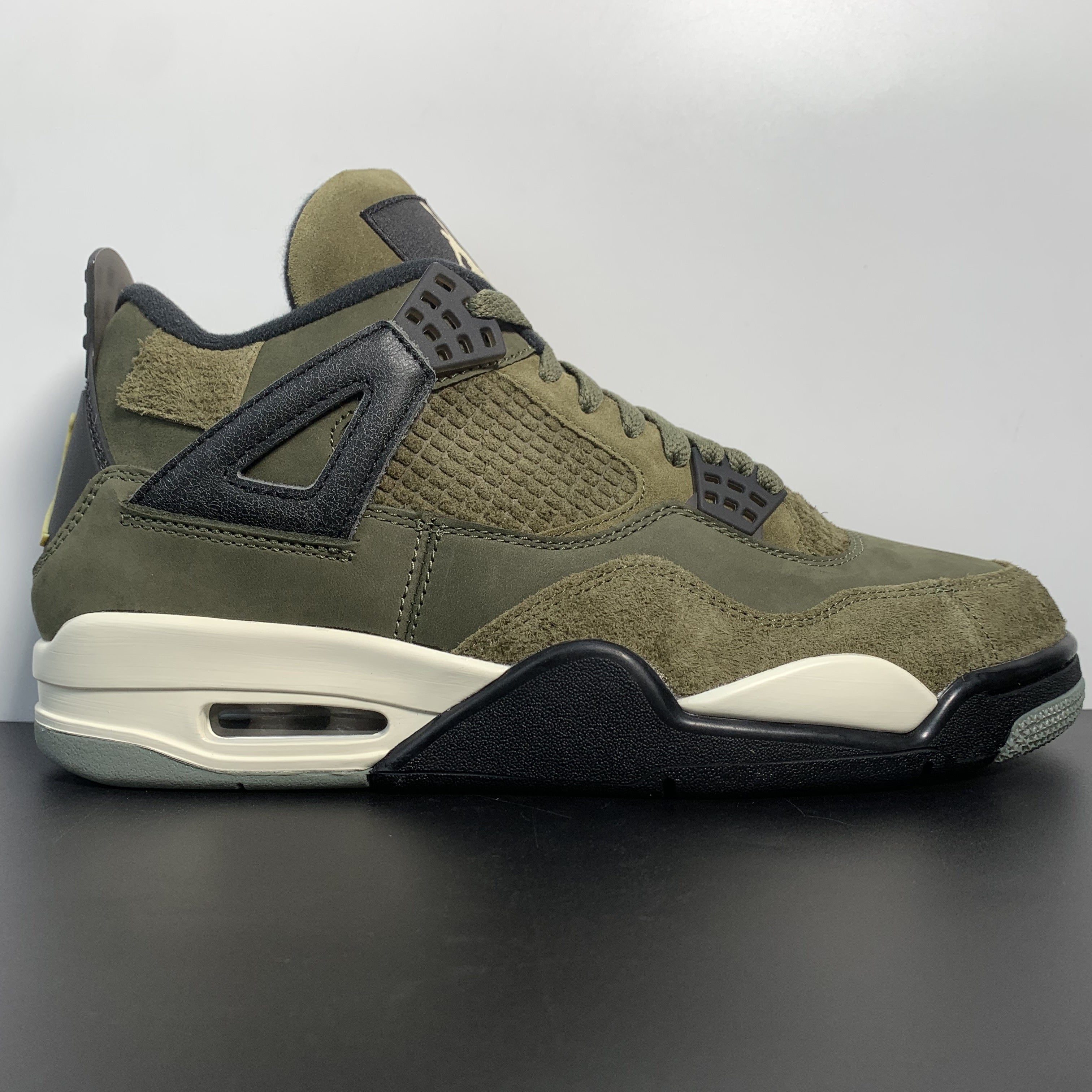 Nike Air Jordan 4 Retro SE "Craft Olive"