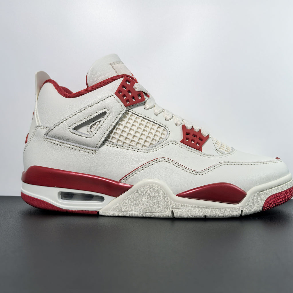 Air Jordan 4 Retro "Metallic Red"